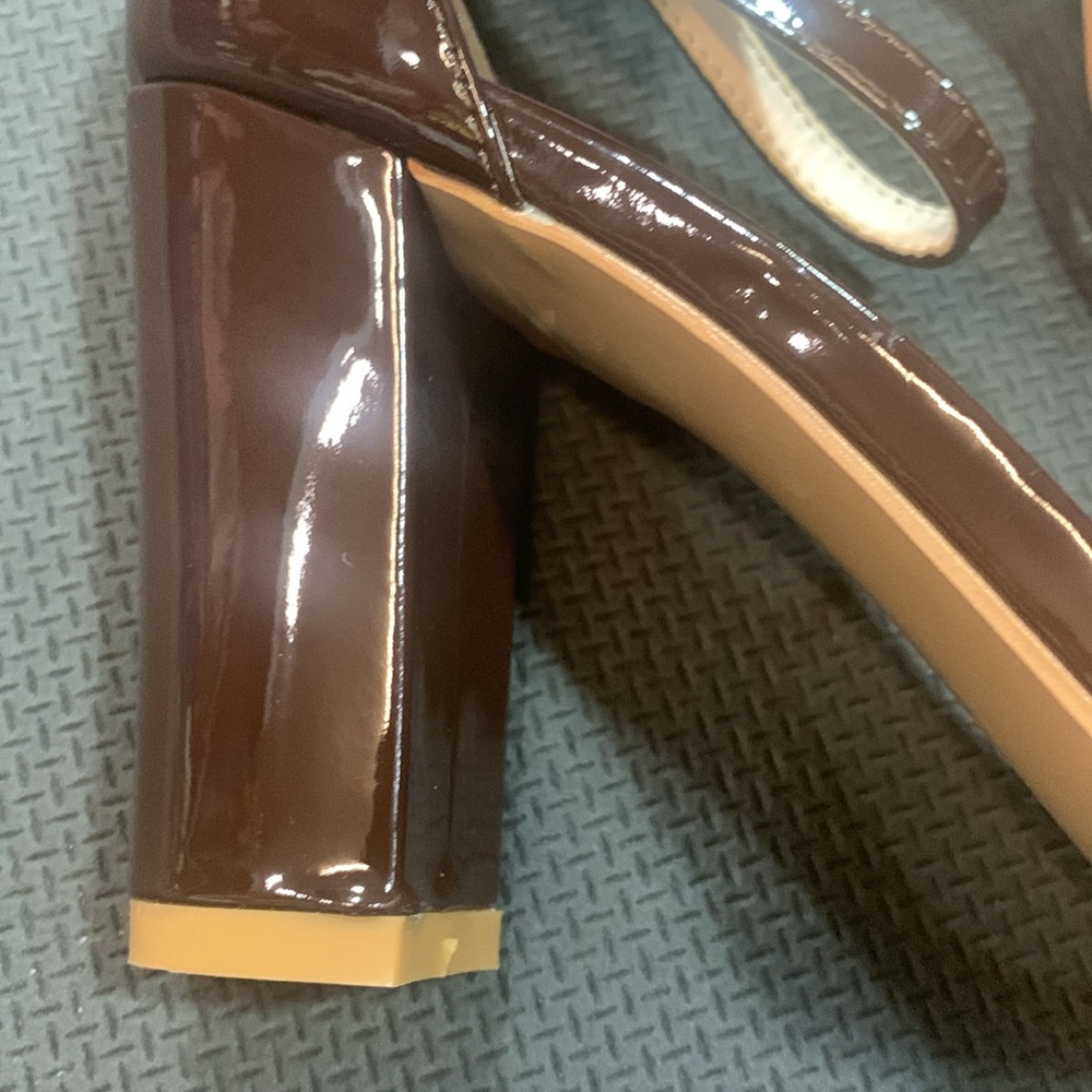 BNIB brown sandals - Picture 4 of 5
